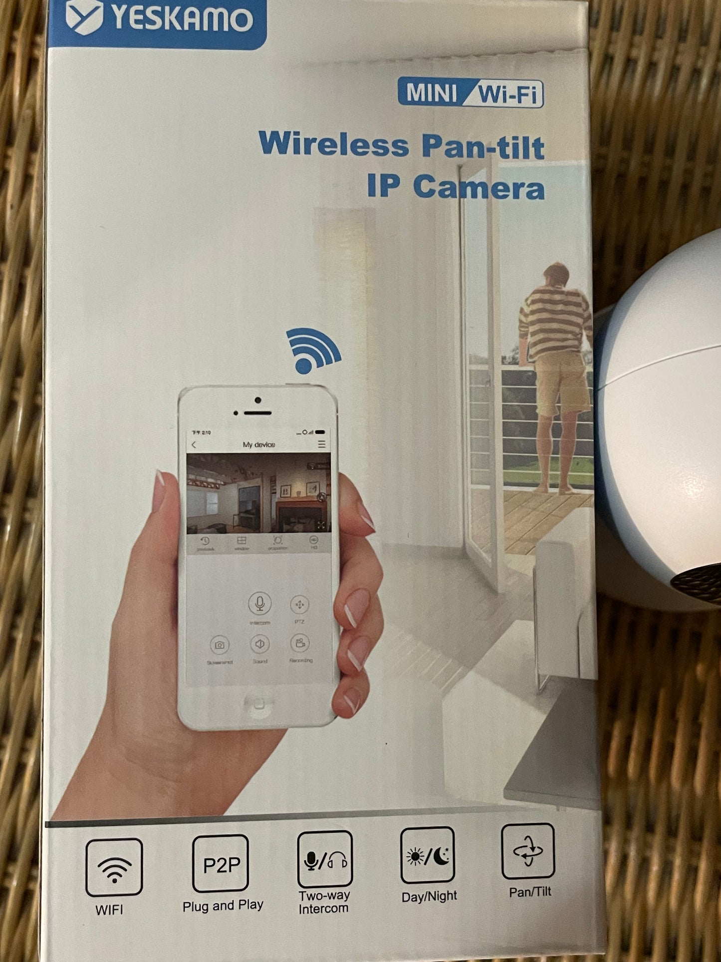 WiFi IP Camera with Pan and Tilt