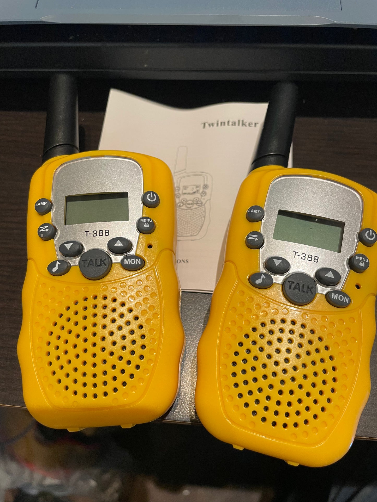 Kids Walkie Talkies Toy (2 Pack) - 22 Channels, 3 km Range